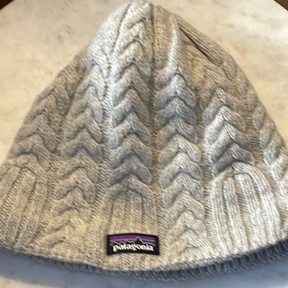 New!!! Patagonia - Cable Beanie lined with cozy fleece.